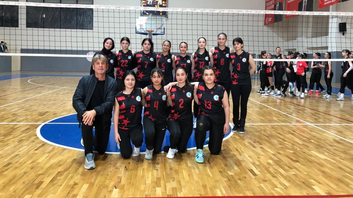 OKULLAR ARASI KIZ VOLEYBOL TURNUVASI 